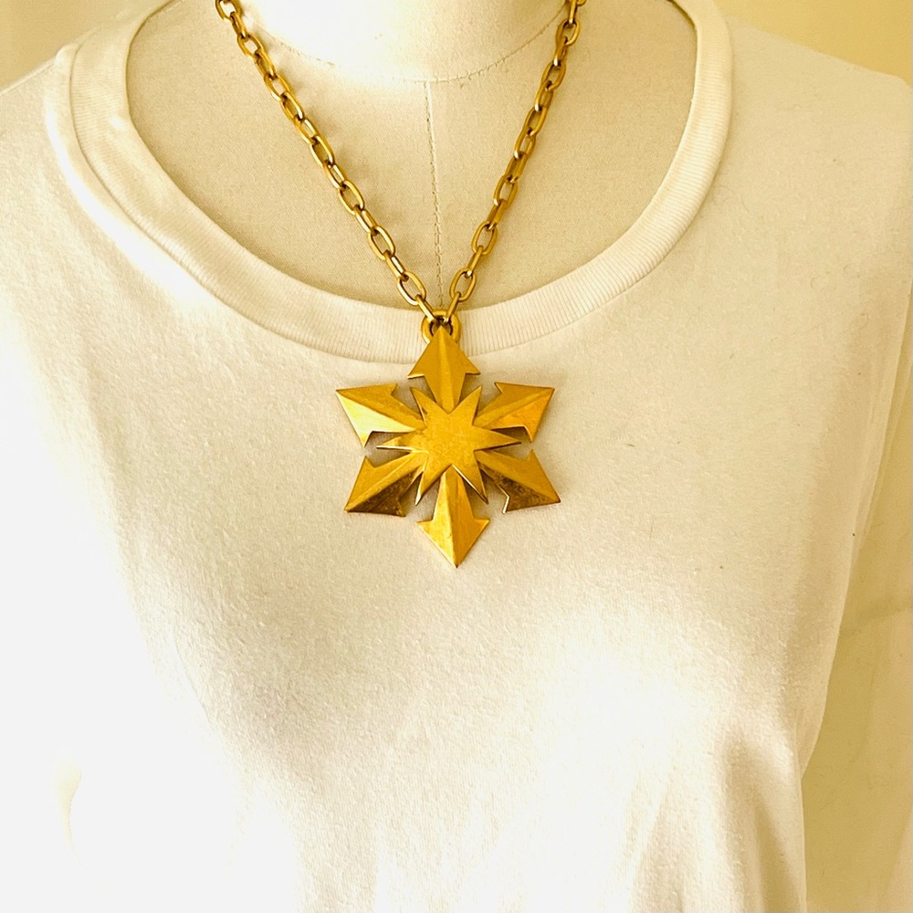 Vintage Trifari Large Star Necklace.